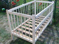 Grajewo ogłoszenia: Sprzedam stare łóżeczko dla dziecka jak na zdjęciach . - zdjęcie